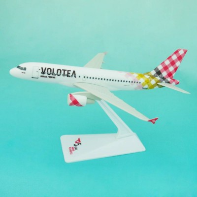 Plastic Toy A319 Volotea 1:200 17cm Mini Aeroplane Model